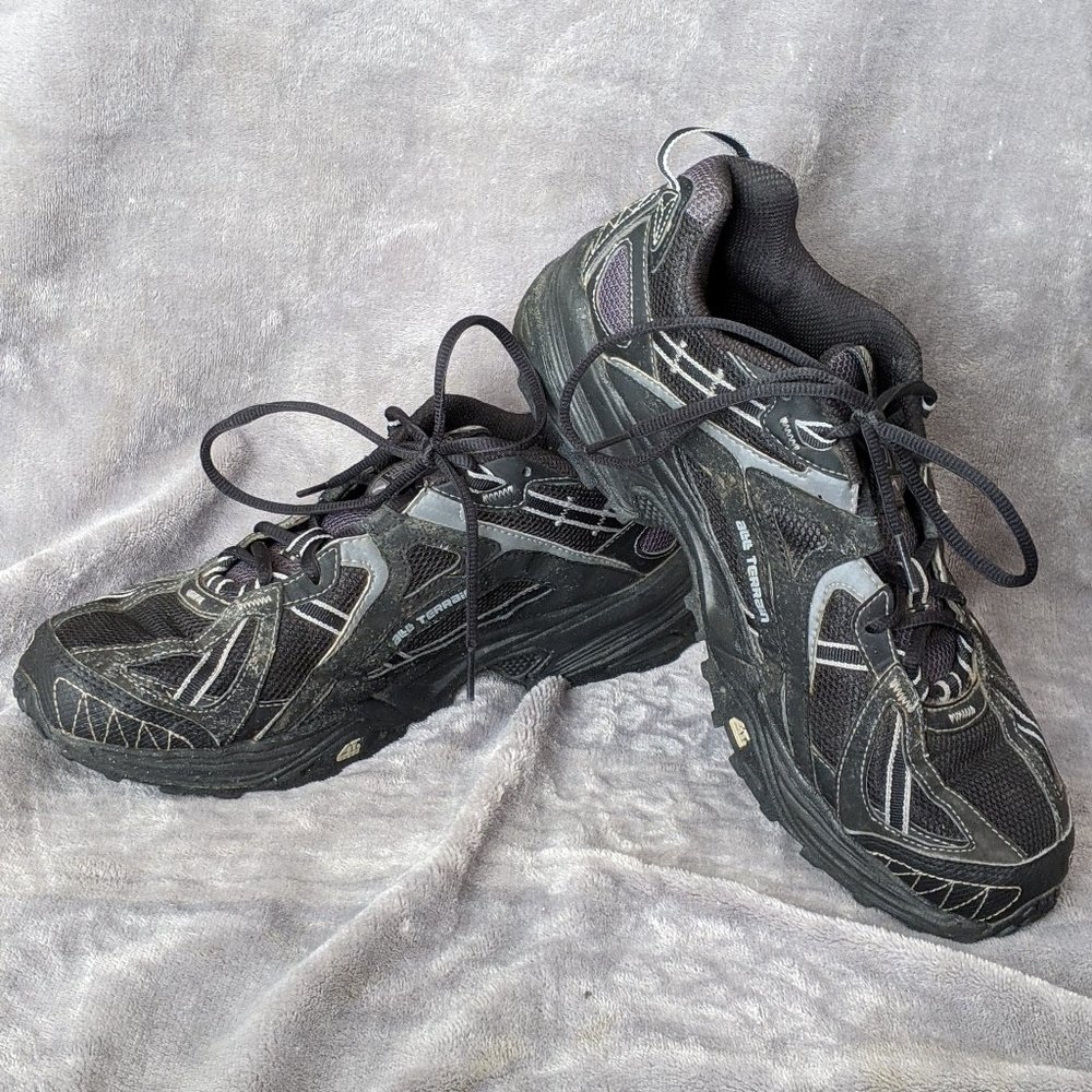 New Balance 411 All Terrain